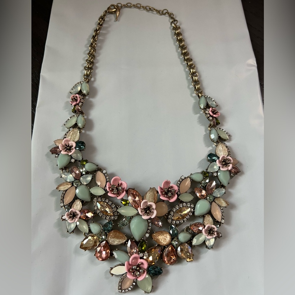 Chloe + Isabel statement necklace
